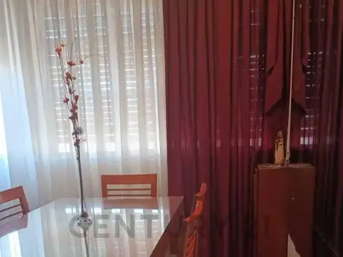 Departamento de 2 dormitorios, 4 ambientes, en La Plata, provincia de Buenos Air