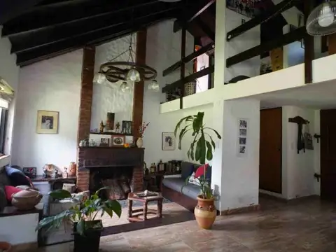 VENTA CASA 5 AMB  PILETA MANUEL ALBERTI PILAR