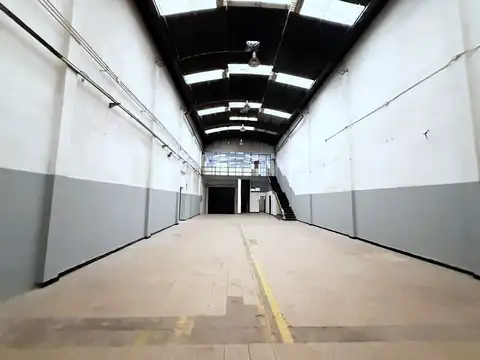 DUEÑO ALQUILA Galpón 300 M2 ZONA INDUSTRIAL Villa Martelli