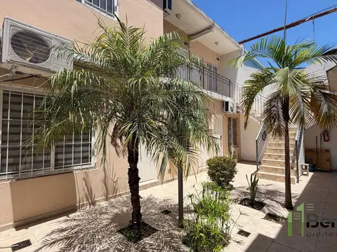 12 De Octubre 200 , Piso 1