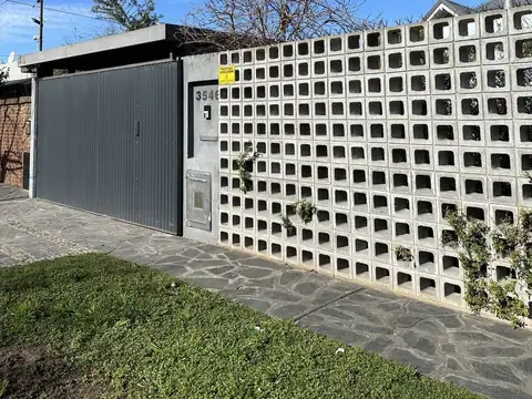 Casa 6 ambientes con 3 baños