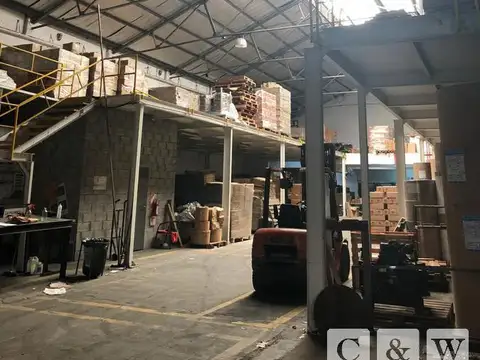 Galpon en Venta en Boedo, USD 680.000