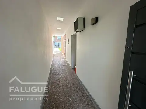 Importante chalet con pileta - zona holters