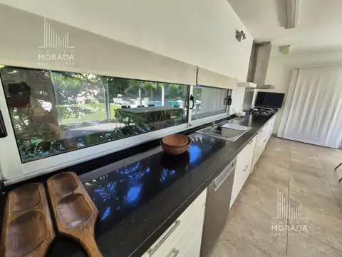 Casa en venta cuatro ambientes  Campo Grande Pilar