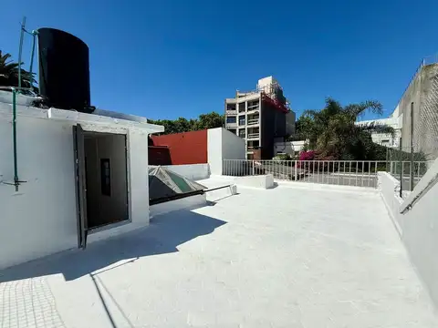 ALQUILER APTO 2D ALTILLO Y AZOTEA LA COMERCIAL