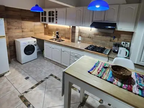 Casa en lote propio con terraza