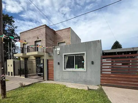 Casa en venta en Capitán Bermúdez