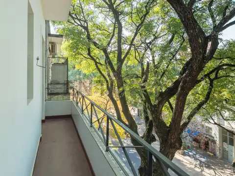 Departamento en Venta en Chacarita, USD 174.900