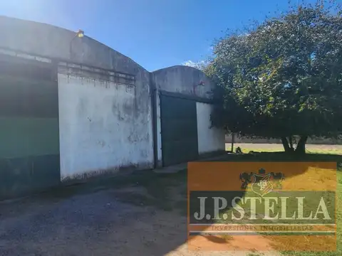 Galpon en Venta 200  mts Fondo