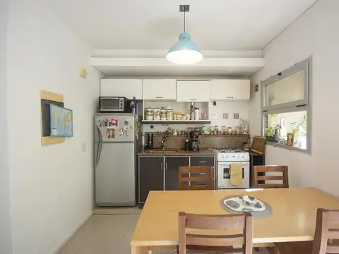 Depto Tipo Casa 3 ambientes con 1 baño