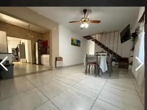 Casa en Venta en Barrio Parque Field, USD 89.000