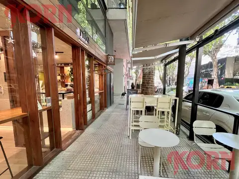 VENTA LOCAL CON SUBSUELO Y PATIO COMPLETAMENTE EQUIPADO, TIRAJE A LOS 4 VIENTOS EN PALERMO HOLLYWOOD