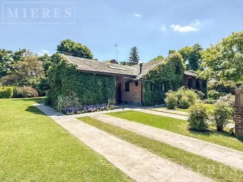 Casa en venta en Olivos Golf Club, Ruta Panamericana km 32, Acceso Norte