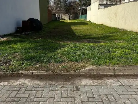 Terreno en Venta de 443,0 m2