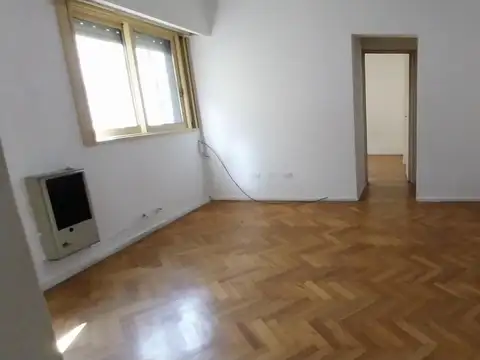 Suipacha 700