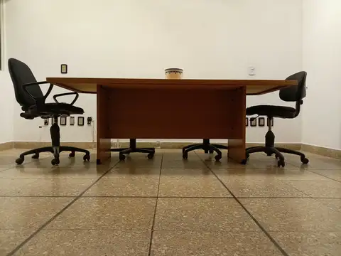 Oficina en Alquiler al Noroeste
