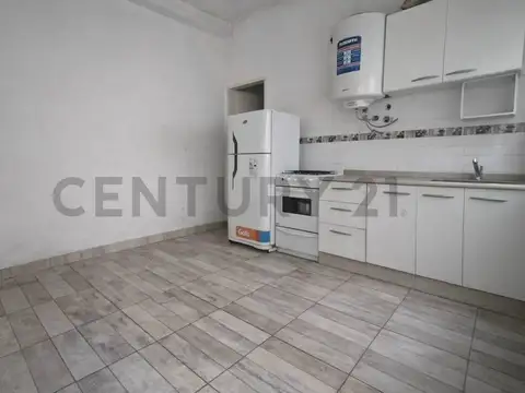 Chubut 1000, Piso PB