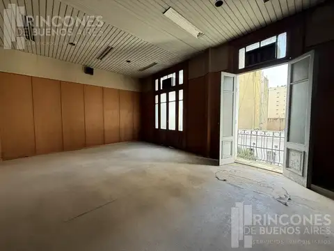 Oficina en Alquiler al Este