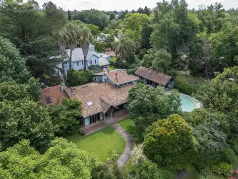 GRAN OPORTUNIDAD, CASA EN VENTA en Don Torcuato