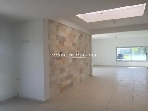 Casa 5 ambientes con 5 baños