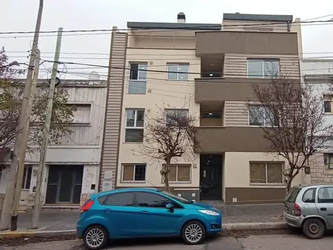 RE/MAX VENDE EN COFICO DEPTO 2 DORM. CON TERRAZA