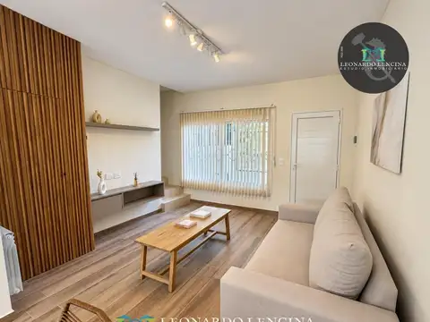 Depto Tipo Casa en Venta de 4 ambientes