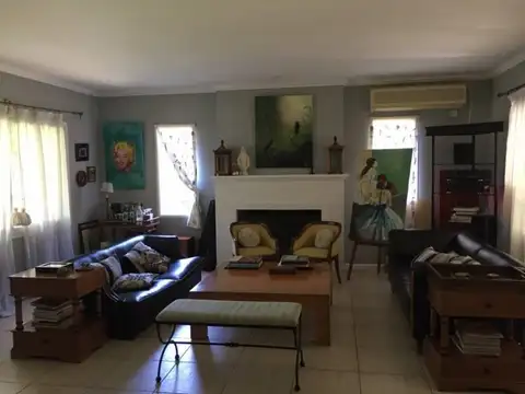 Casa en Venta de 4 dormitorios
