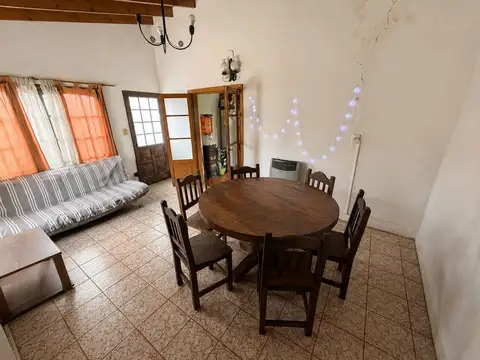 Casa en Venta con 1 cochera