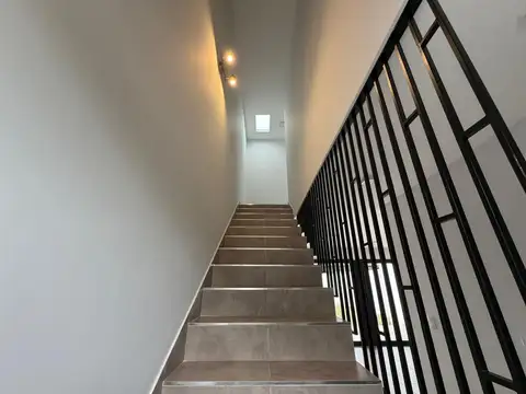 Depto Tipo Casa en Alquiler de 3 dormitorios