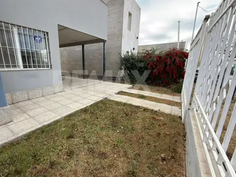 Casa en Venta en Plottier, USD 105.000