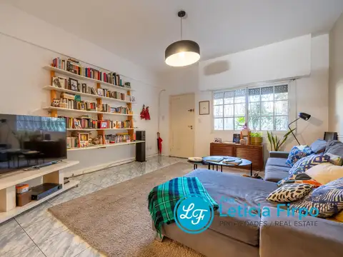 Casa 5 ambientes con 3 baños