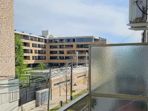 Departamento en Alquiler en Refinerias, $ 350.000