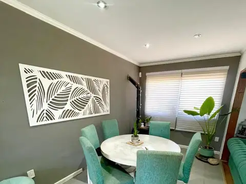 Casa 3 ambientes con 2 baños