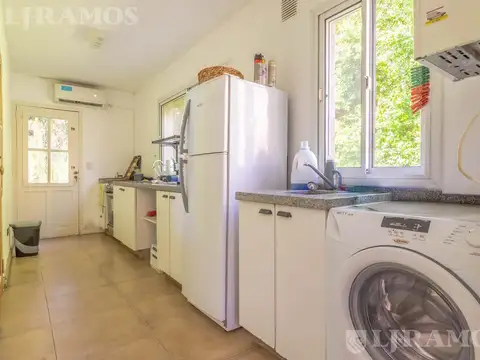 LOTE INTERNO. APTA CREDITO. 3 DORMITORIOS EN P.B. y ESCRITORIO.