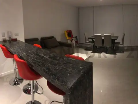 152 6300 , Piso 0