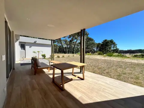Depto Tipo Casa en Venta en Punta Ballena, USD 315.000