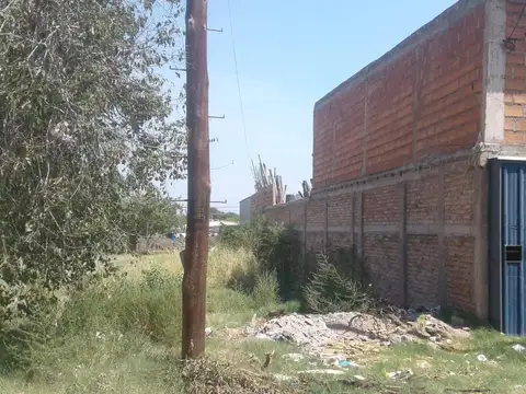 Galpón en venta. Tacuarí 257, entre calles 25 de Mayo y Balcarce, ciudad de San Luis