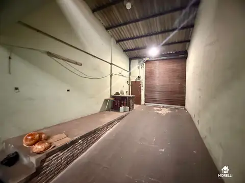 DEPÓSITO CON OFICINAS SOBRE 2 UNIDADES VENTA EN BLOCK.-