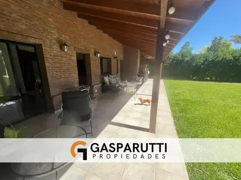 Casa en Venta en Septiembre, USD 398.000