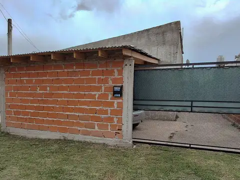 VENTA/PERMUTA CASA 3 AMBIENTES EN ALEJANDRO KORN