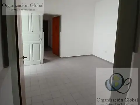 Casa 5 ambientes con 1 baño