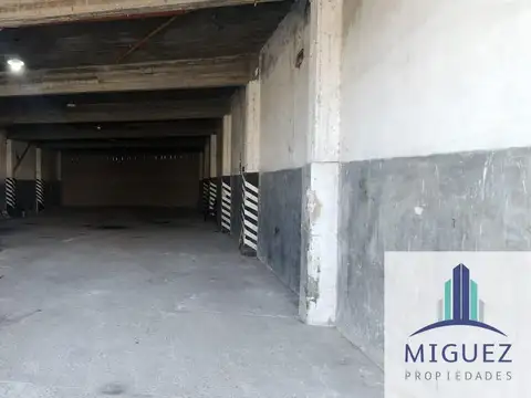 Galpón en alquiler de 220m2 ubicado en Wilde