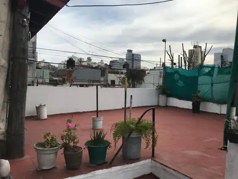 Depto Tipo Casa en Venta con 1 cocheras