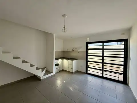 Departamento con patio en Escobar - alquiler y venta - ID 5193