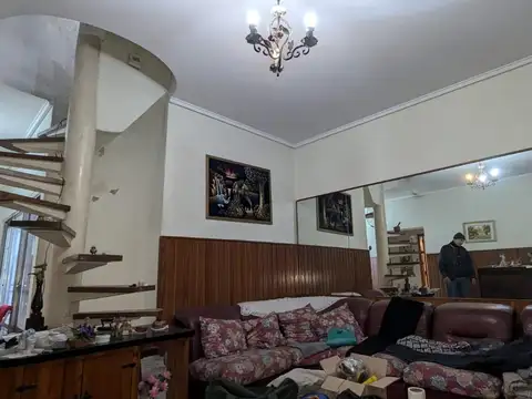 Casa 4 ambientes con 1 baño