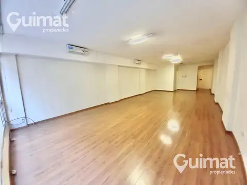 Oficina Planta libre de 63m2 cubiertos excelente ubicación