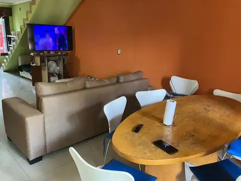 Miguel Cane y Av. Varela