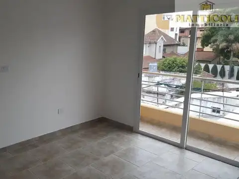 Depto Tipo Casa 3 ambientes con 1 baño