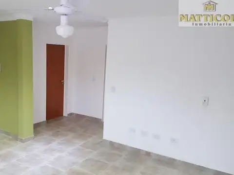 Depto Tipo Casa en Alquiler de 3 ambientes