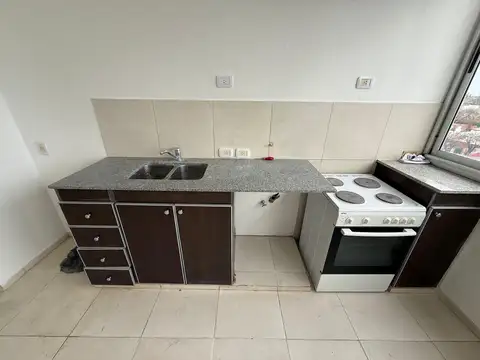 Departamento en Alquiler en Plaza Juan Domingo Perón, $ 1.100.000